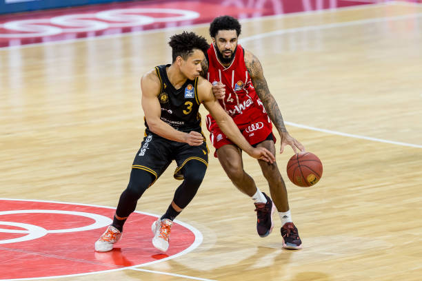 次成绩的体 次成绩的体